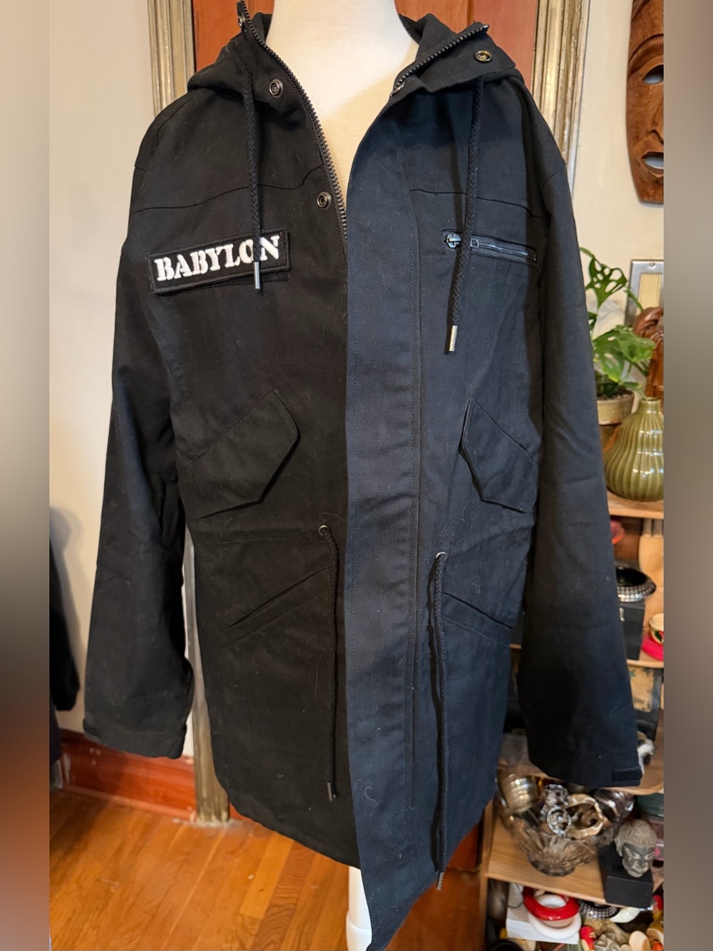 Babylon LA Hooded Black Fishtail Graphic Back Print Parka Jacket Size Large